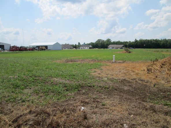 145 Hwy 145 S, Harrisburg, IL 62946